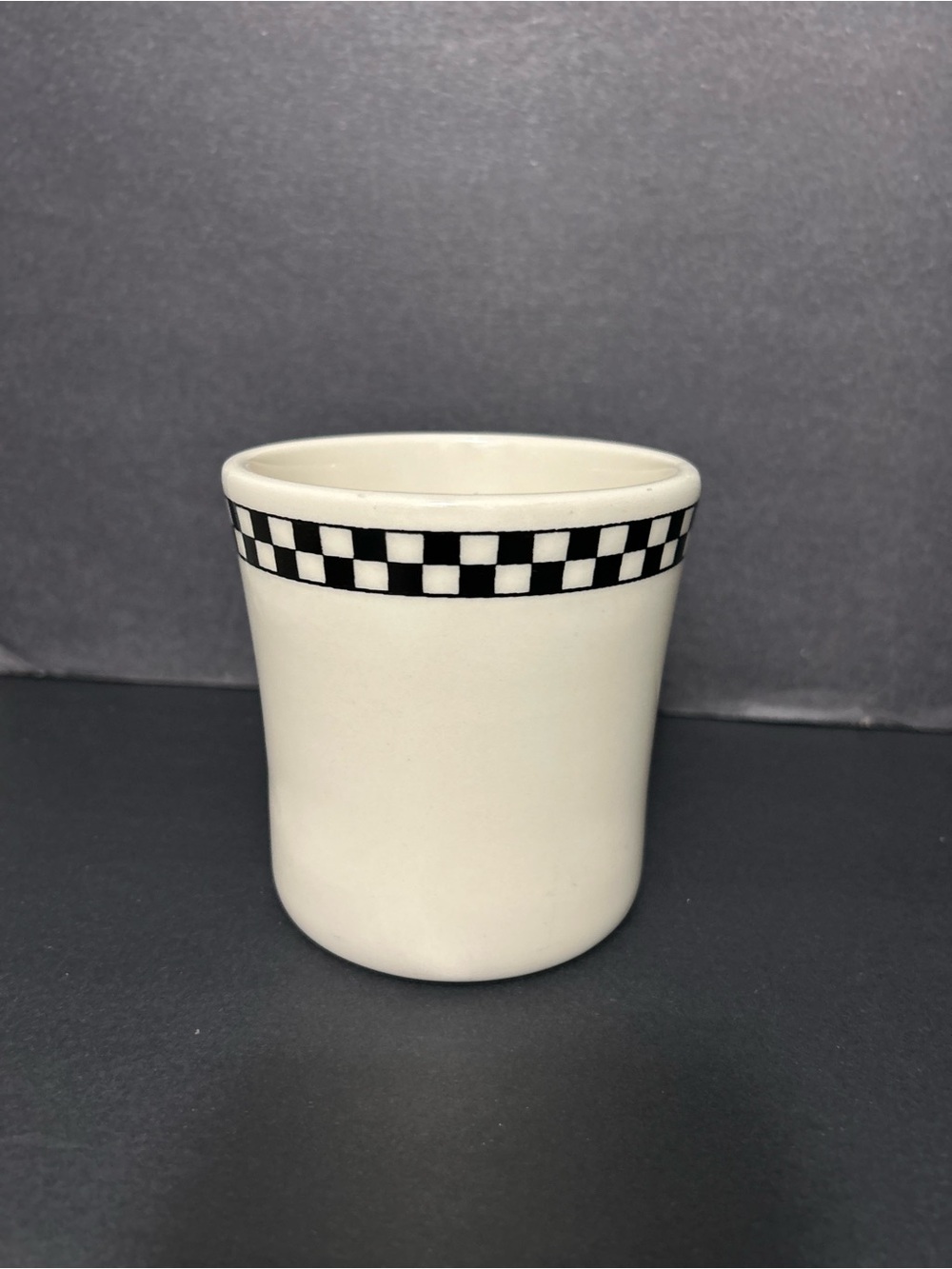 Homer Laughlin Mug with Black Checkered accent - Picture 5 of 8
